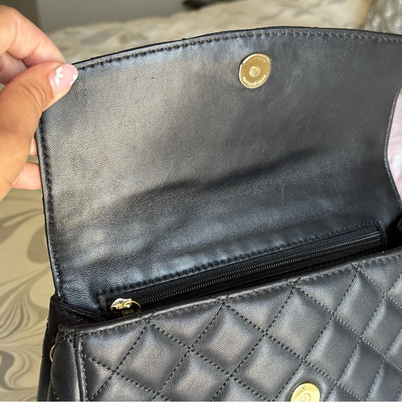 Michael Kors quilted black crossbody - Picture 2 of 3